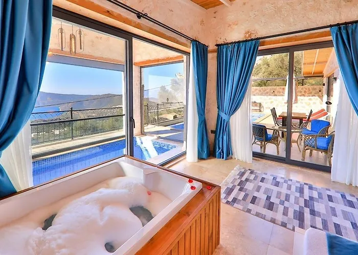 1 Bedroom Seaview With Private Indoor - Outdoor Pool Hot Tub Kalkan