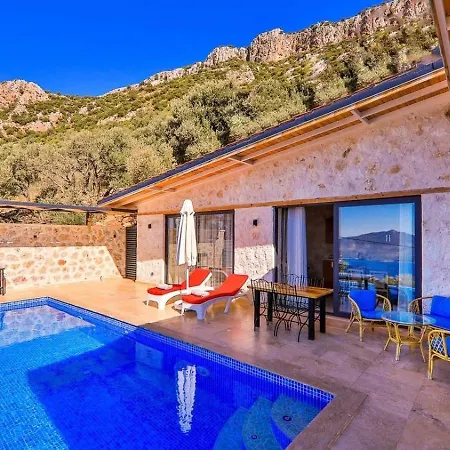 1 Bedroom Seaview With Private Indoor - Outdoor Pool Hot Tub