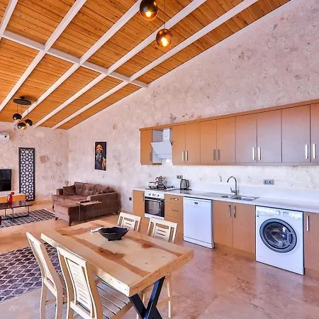 1 Bedroom Seaview With Private Indoor - Outdoor Pool Hot Tub