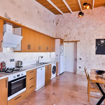 1 Bedroom Seaview With Private Indoor - Outdoor Pool Hot Tub Kalkan